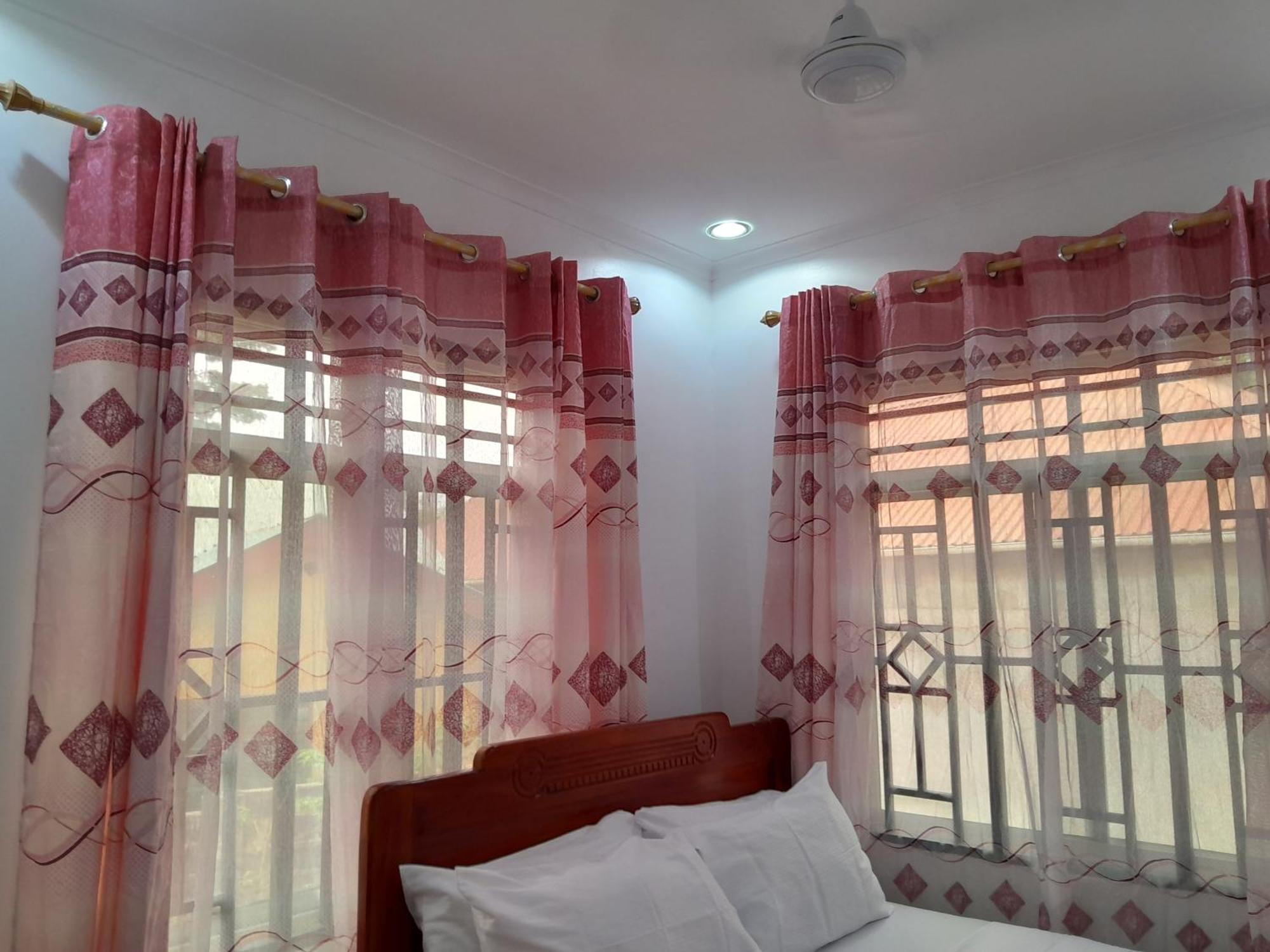 Valley Breeze Hotel Dar-es-Salaam Eksteriør bilde